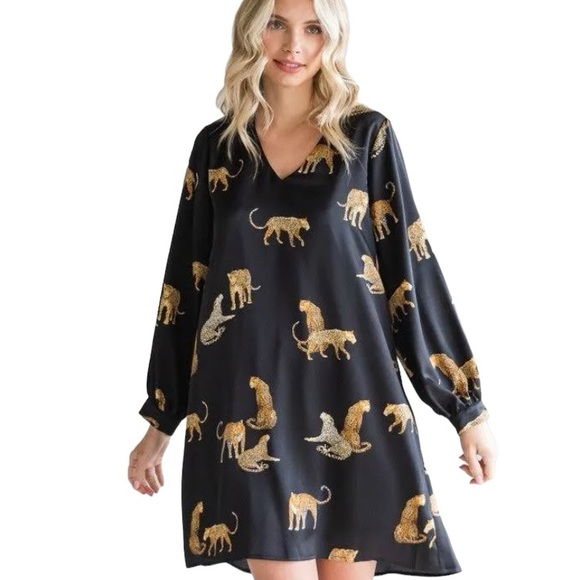 Jodifl Black Pullover Dress with Gold Cheetahs Size Small - Picture 2 of 13